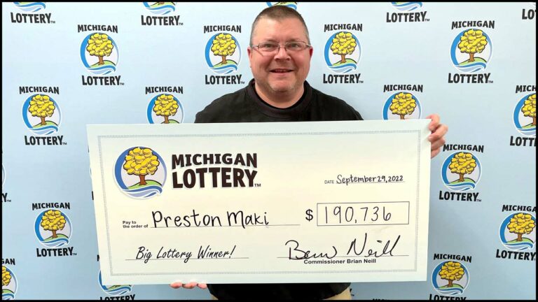 Michigan Lottery: సరుకుల కోసం వెళ్లాడు.. జాక్‌పాట్ కొట్టేశాడు