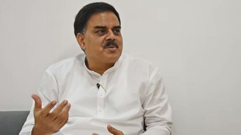 Nadendla Manohar: వైసీపీ నాటకాలు.. పవన్ కల్యాణ్ పర్యటన నుంచి దృష్టి మళ్లించే యత్నమే..!