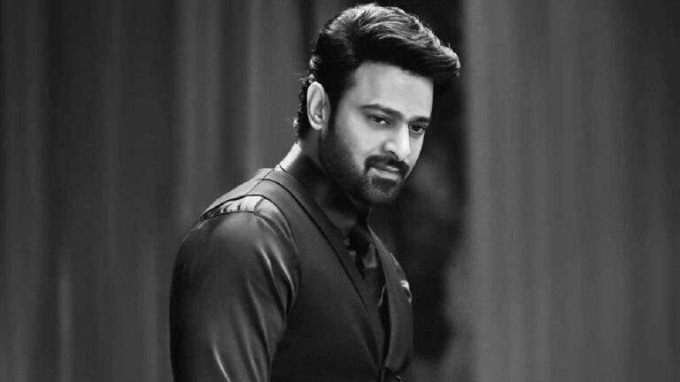 Prabhas: అభిమానులకు గుడ్ న్యూస్.. డ్యూయల్ రోల్‎లో ప్రభాస్