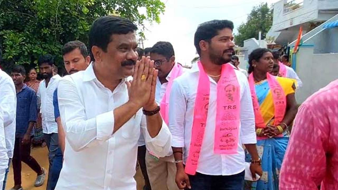 Prashanth Reddy : అభివృద్ది చేసే గుర్తు టీఆర్ఎస్ కారు గుర్తు.. అమ్ముడు పోయిన గుర్తు బీజేపీ పువ్వు గుర్తు