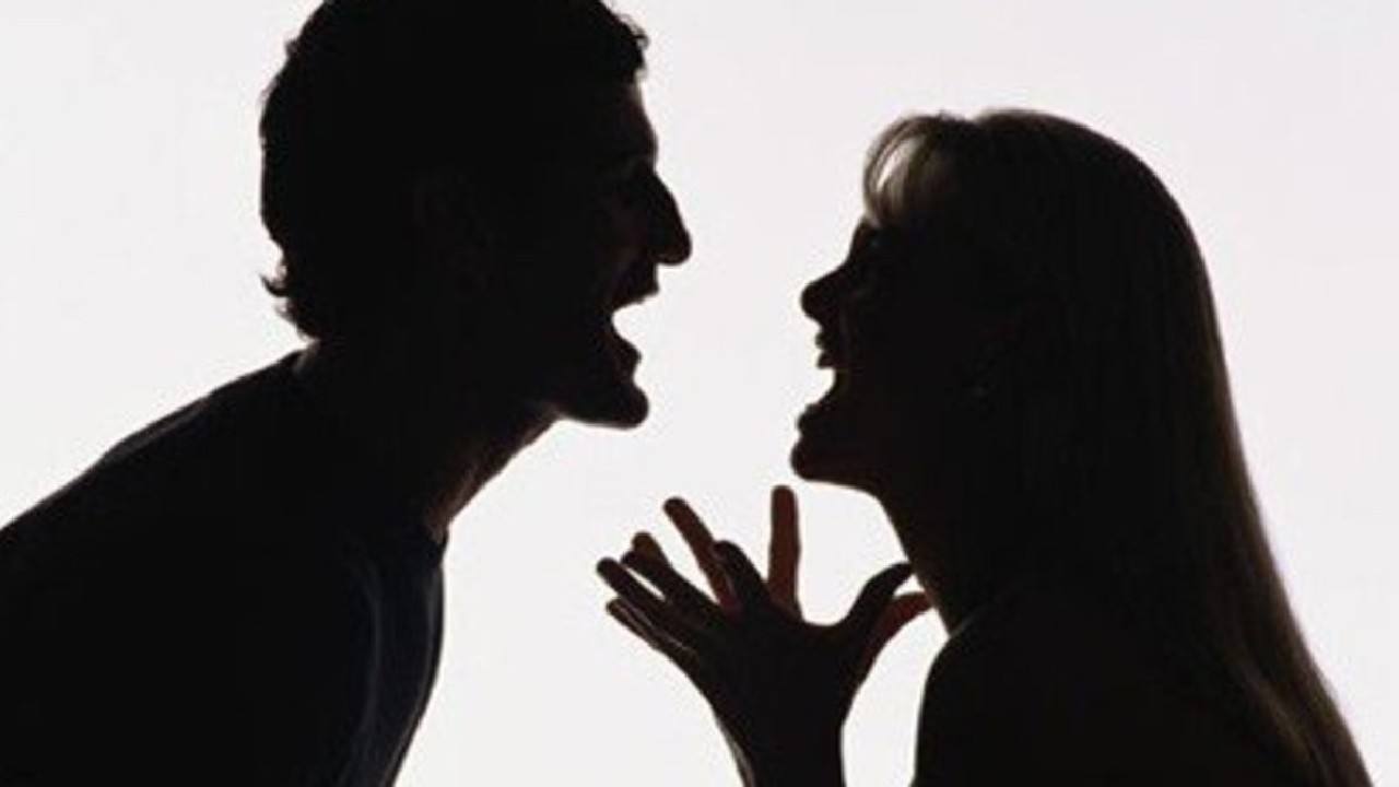 Madhya Pradesh: మటన్ కోసం మొగుడు పెళ్లాల గొడవ.. మధ్యలోకి వెళ్లిన వ్యక్తి మర్డర్