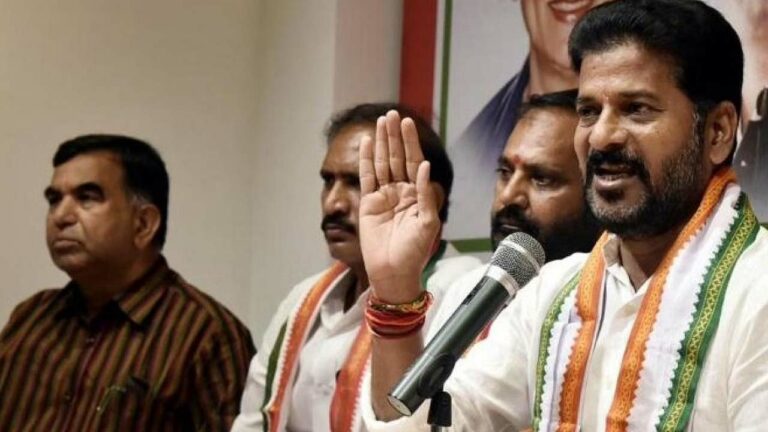 Revanth Reddy : మునుగోడు ఉప ఎన్నికలపై జూమ్ మీటింగ్.. నేతలకు దిశానిర్దేశం