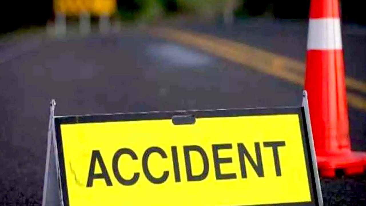 Afghanistan: ఆఫ్ఘనిస్తాన్‌లో ఘోర ప్రమాదం.. అదుపు తప్పి కాలువలో పడిన బస్సు.. 24 మంది మృతి