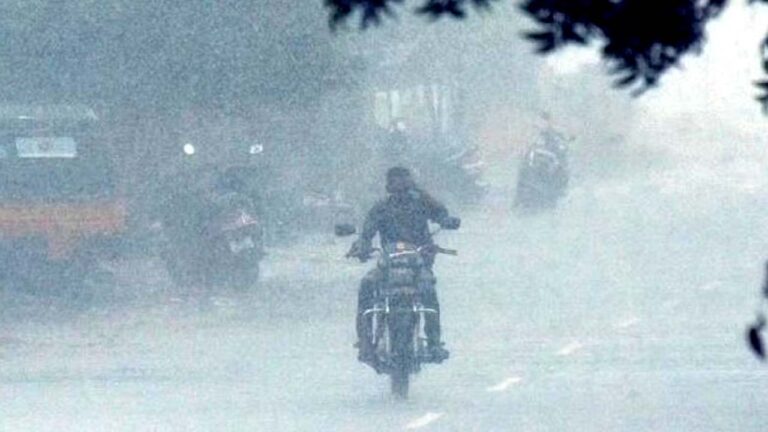 Snow covered: మంచు దుప్పటి కప్పుకున్న హైదరాబాద్‌.. మళ్లీ మొదలైన వర్షం