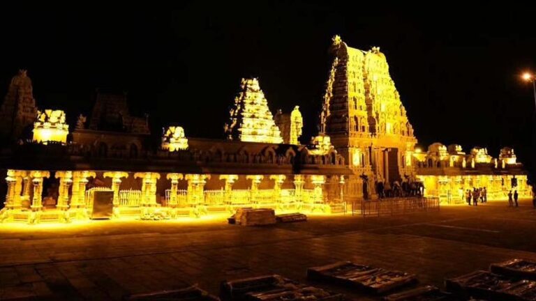 Solar Eclipse: రేపటి నుంచి బుధవారం ఉదయం వరకు దర్శనాలు బంద్‌