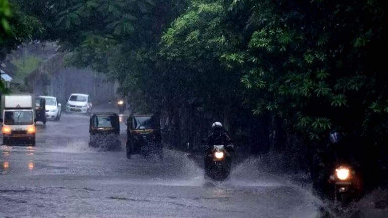 Telangana Heavy Rain: నేడు, రేపు భారీ వర్షాలు.. శ్రీశైలం 2, నాగార్జున సాగర్ 8 గేట్లు ఎత్తివేత