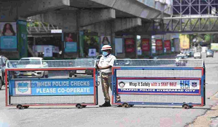 CP Ranganath : హైదరాబాద్‌ వాసులకు అలర్ట్‌.. రేపు నగరంలో ట్రాఫిక్‌ ఆంక్షలు