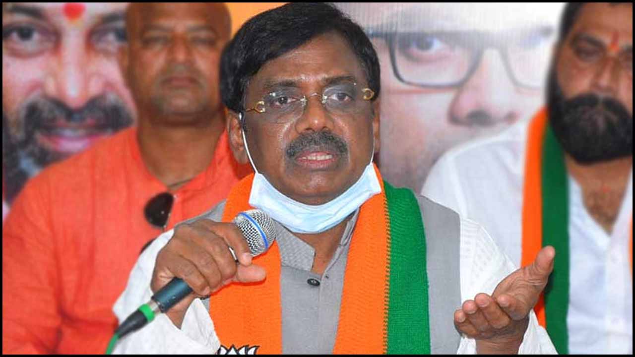 Vivek Venkataswamy: కేసీఆర్ రాత్రి ఏదో ఆలోచిస్తారు.. ఉదయం మరోలా ఉంటారు