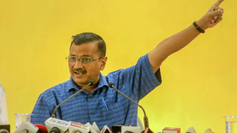 Arvind Kejriwal: ప్రధాని మోడీకి కేజ్రీవాల్‌ కౌంటర్‌.. ఉచితాలని చెప్పి సామాన్యుడిని అవమానించొద్దు..