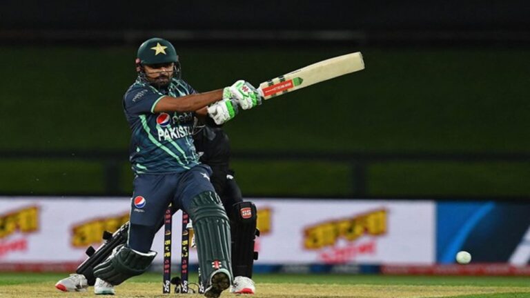 Babar Azam: విరాట్ కోహ్లీ, రోహిత్ రికార్డులను సమం చేసిన పాకిస్థాన్ కెప్టెన్