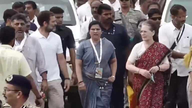 Bharat Jodo Yatra: భారత్ జోడో యాత్రలో పాల్గొన్న సోనియాగాంధీ.