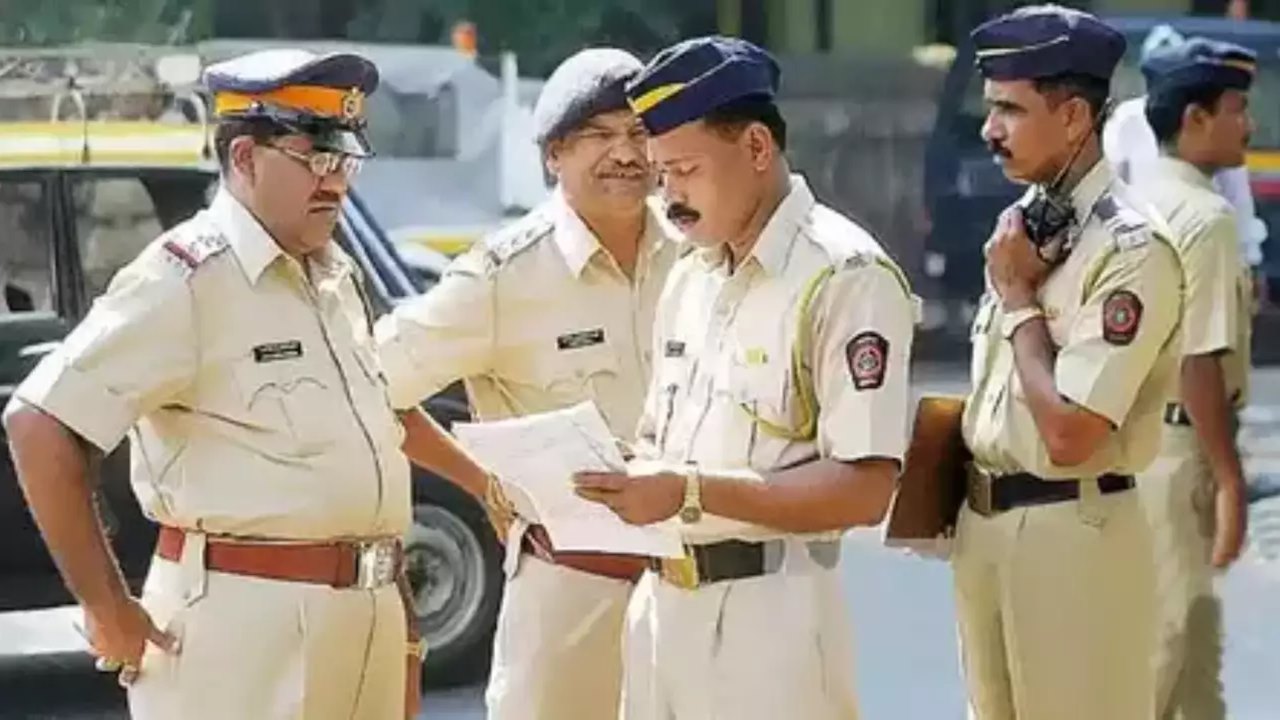 Bomb Threat: ముంబైలో 3చోట్ల బాంబు పేలుళ్లు.. బెదిరింపు కాల్‌తో పోలీసులు హైఅలర్ట్