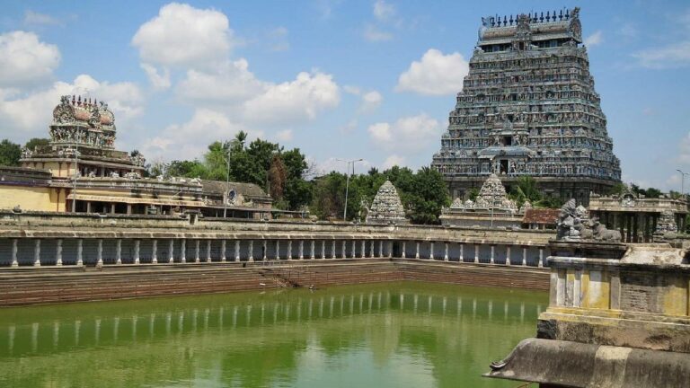 Chidambaram Nataraja Temple: చిదంబర ఆలయ సంపద వివాదం.. ప్రభుత్వంపై పురోహితులు ఫైర్