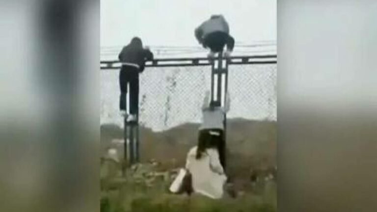 China : లాక్ డౌన్ ప్రకటనతో గోడలుదూకి పారిపోతున్న ప్రజలు..