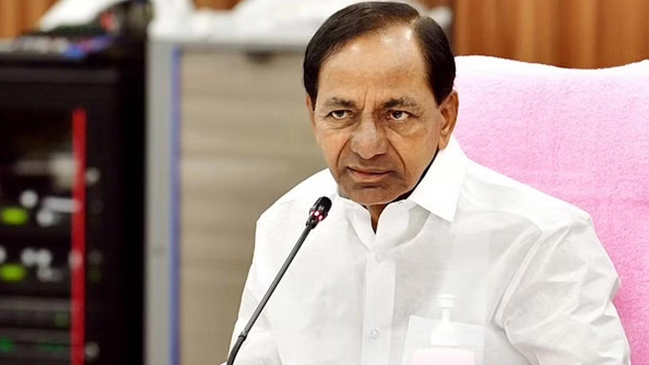 CM KCR : సీఎం కేసీఆర్‌ దసరా కానుక.. ఎస్టీ రిజర్వేషన్ల పెంపు