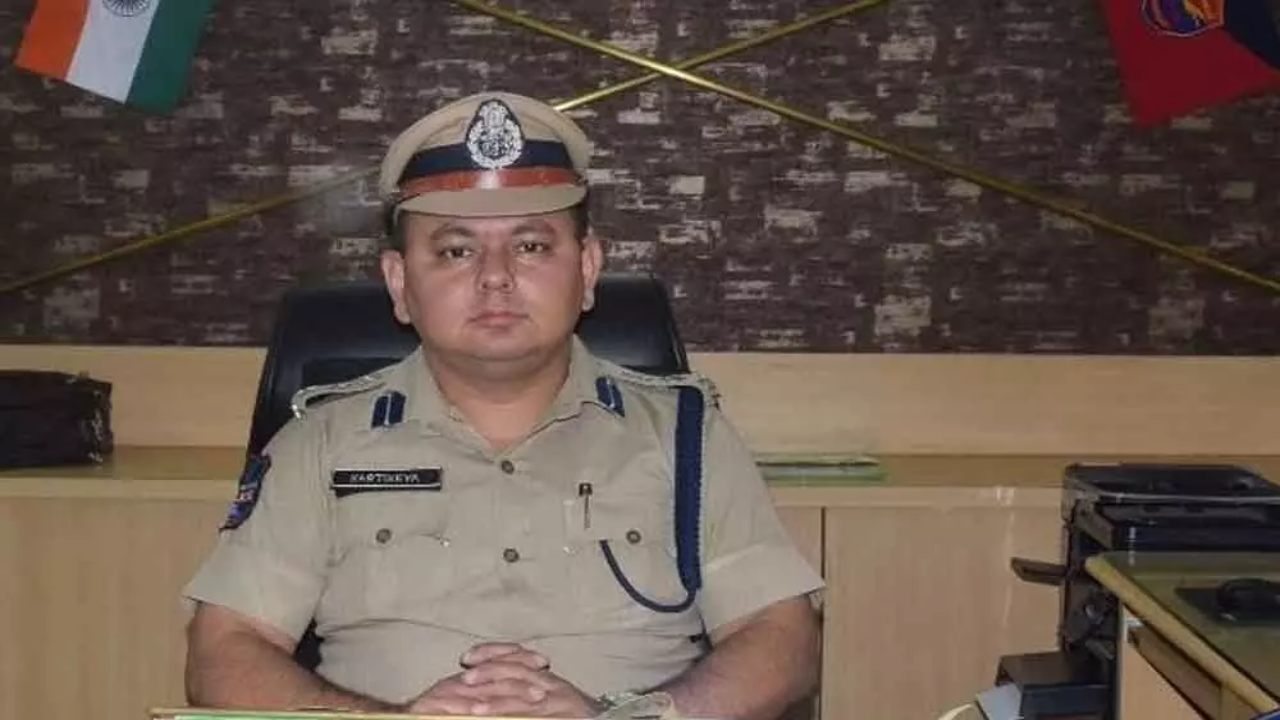 Red Sandal Gang Arrest: ఎర్రచందనం అక్రమ రవాణా.. ఐదుగురి అరెస్ట్