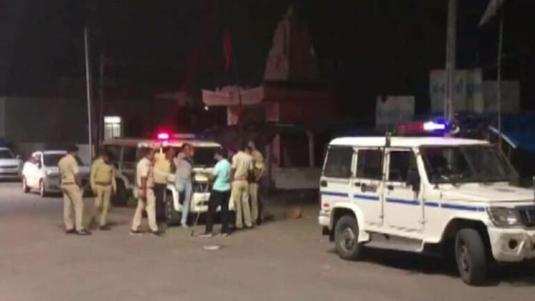 Gujarat: వడోదరాలో ఇరు వర్గాల మధ్య ఘర్షణలు.. 40 మంది అరెస్ట్