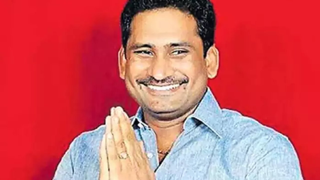 Andhra Pradesh: హిందూపురంలో వైసీపీ నేత దారుణహత్య.. వర్గపోరే కారణమని అనుమానం