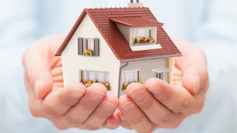 House EMI: సామాన్యులకు మరో షాక్.. గృహరుణాలపై వడ్డీరేట్లు పెంచిన బ్యాంకులు