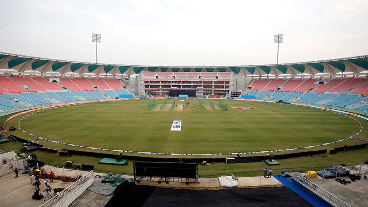 Ind vs SA: 40 ఓవర్ల మ్యాచ్.. టాస్ గెలిచి బౌలింగ్ ఎంచుకున్న భారత్..