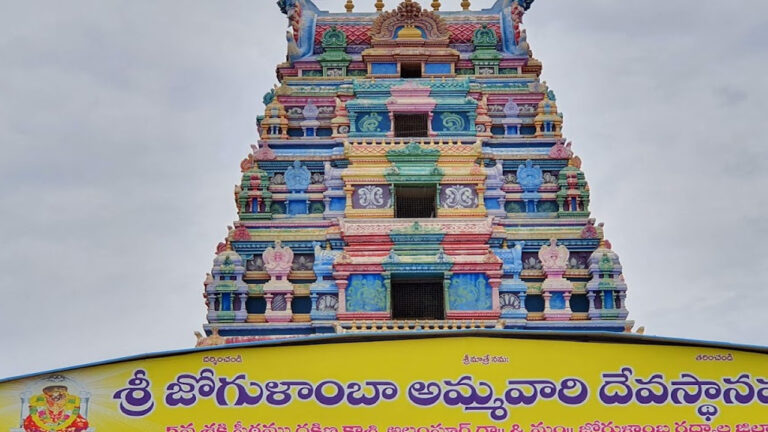 Hundred Crores Cheque: హుండీలో రూ.100 కోట్ల చెక్కు…. ఆరా తీసిన అధికారులకు షాక్