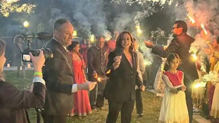America: అమెరికాలో దీపావళి.. వైస్‌ ప్రెసిడెంట్‌ కమలా హారిస్‌ నివాసంలో ఘనంగా వేడుకలు
