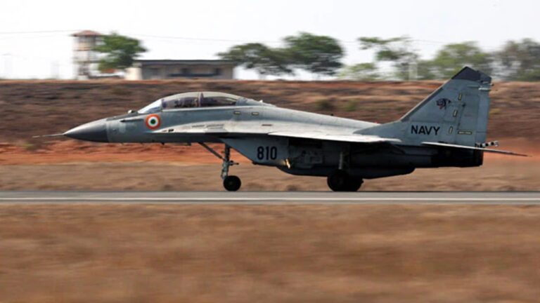MIG 29K Jet Crash: గోవా తీరంలో కుప్పకూలిన మిగ్‌ 29కె యుద్ధ విమానం