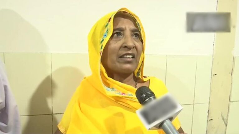 Leg Chopped by Robbers: వందేళ్ల వృద్ధురాలి కాలు నరికిన దొంగలు.. ఎందుకో తెలుసా?