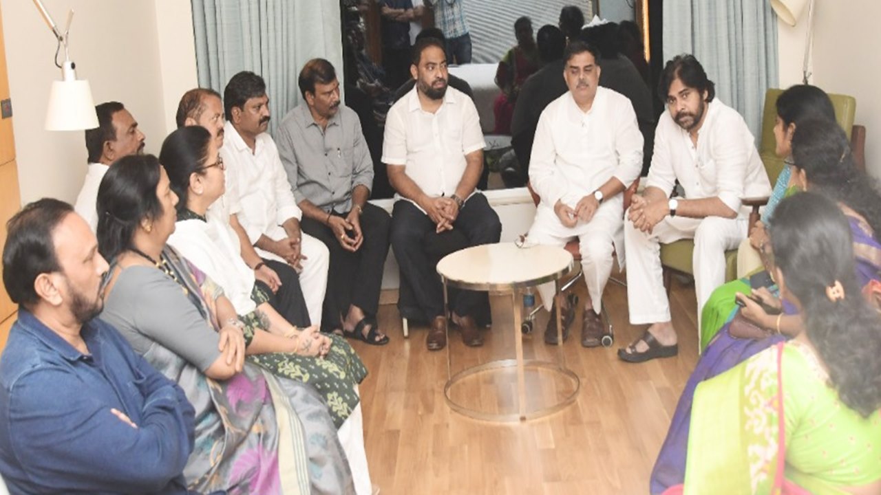 Pawan Kalyan: విశాఖ టు విజయవాడ.. గవర్నర్‌ను కలవనున్న జనసేనాని?