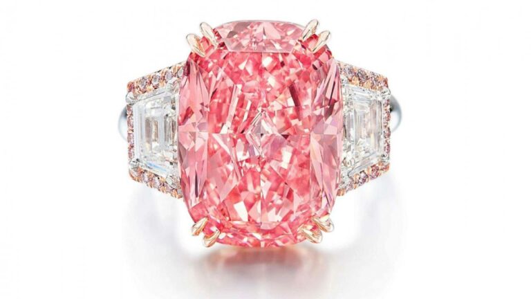Pink Diamond: అత్యంత అరుదైన పింక్ డైమండ్‌కు రికార్డు ధర.. ఎంతో తెలుసా..?