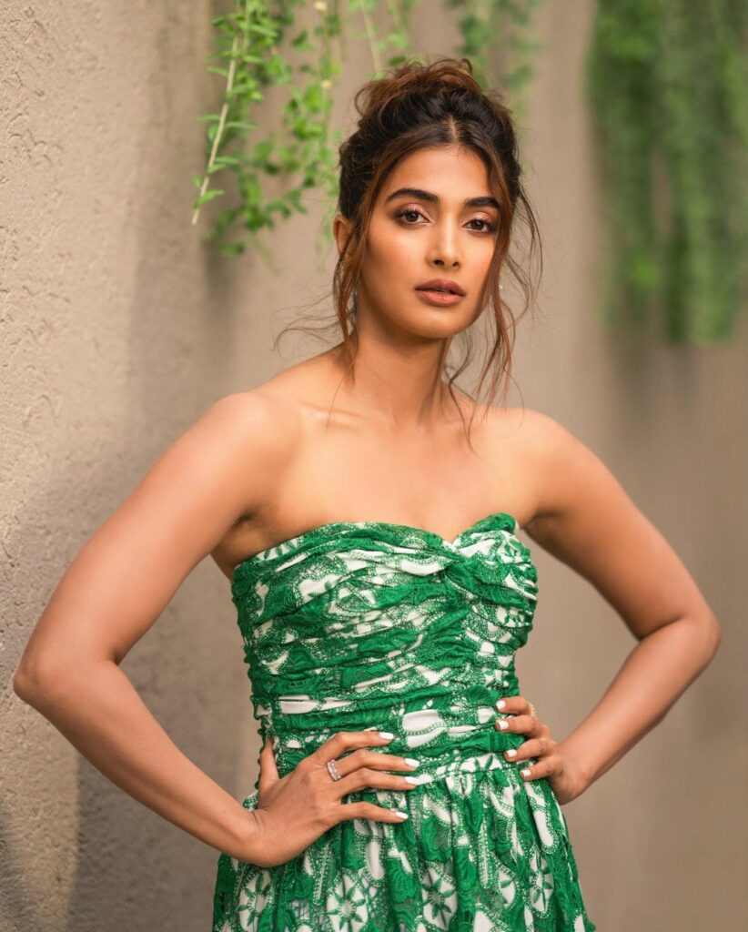 Pooja Hegde (4)