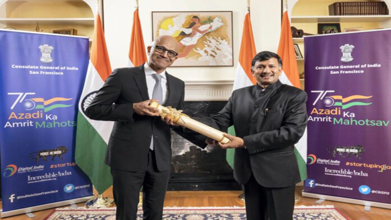 Satya Nadella: అమెరికాలో పద్మభూషణ్ పురస్కారాన్ని అందుకున్న మైక్రోసాఫ్ట్ సీఈవో