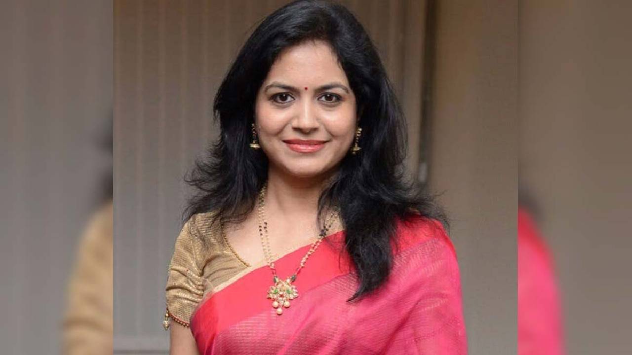 Singer Suneetha: సింగర్ సునీతను చూసి నెటిజన్స్ ఫిదా.. హాట్ సింబల్ ఎమోజీలు షేర్