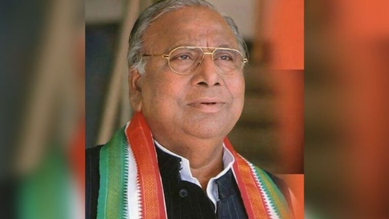 V.Hanumantha Rao: అది బీజేపీ.. ఇది భారత్ రాష్ట్ర సమితి.. అంటే అది ఏ టీం.. ఇది బీ టీం..