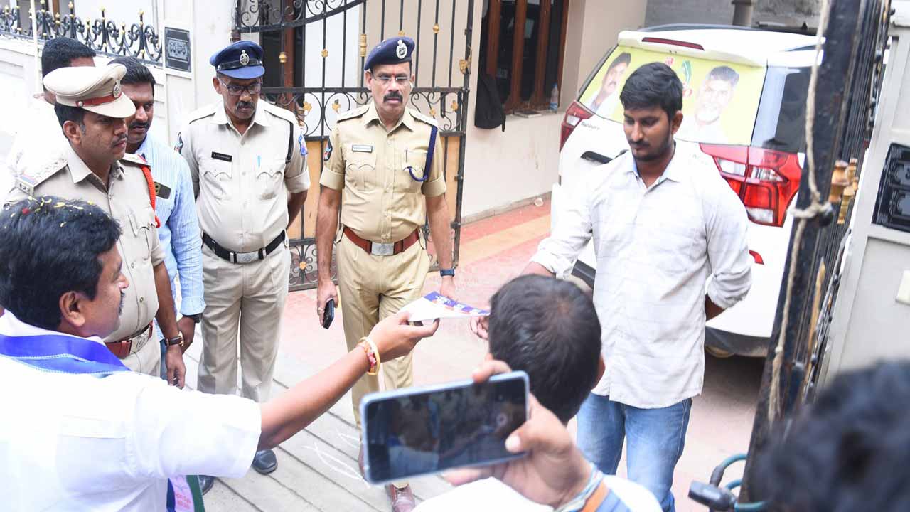 Vellampalli Srinivas: నారా దేవాన్ష్‌కు కూడా అమ్మ ఒడి ఇస్తాం.. ఇదే మా ప్రభుత్వం గొప్పతనం..!!