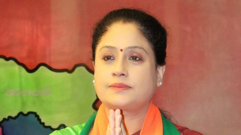 Vijayashanti : కేసీఆర్ పాలనలో అవినీతి అక్రమాలు పెరిగిపోయాయి