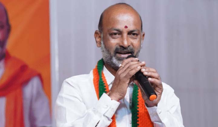 Bandi Sanjay : ఎన్ని కుట్రలు చేసినా.. వందశాతం బీజేపీ గెలుస్తుంది..