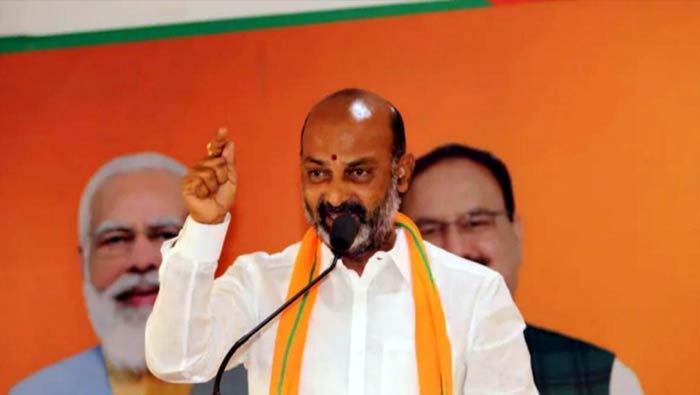 Bandi Sanjay : అడ్డదారిలో అధికారంలోకి రావాలని ఎప్పుడు అనుకోలేదు