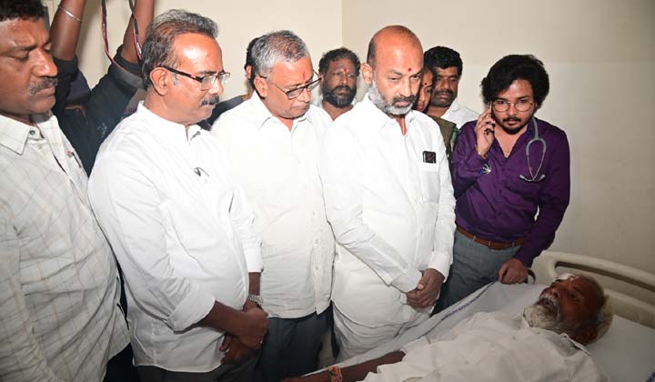 Bandi Sanjay : మంత్రులను, ఎమ్మెల్యేలను మనుగోడు నుండి పంపకపోతే… నేనూ వస్తా