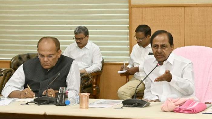 CM KCR : రోడ్లు, భవనాల శాఖపై సీఎం కేసీఆర్‌ ఉన్నతస్థాయి సమీక్ష