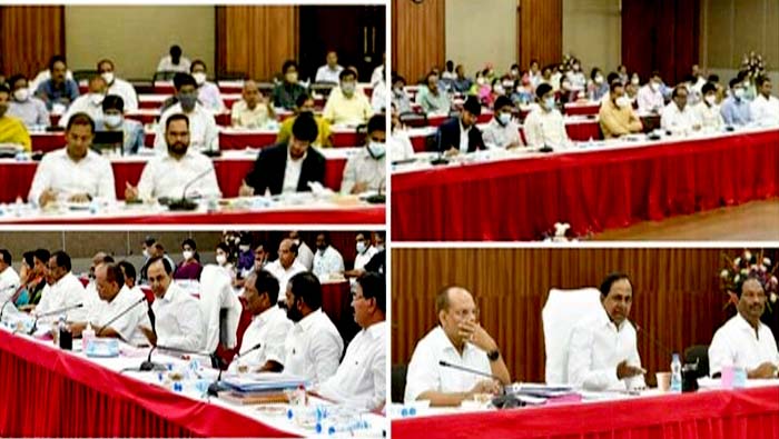 CM KCR: నేడు జిల్లాల కలెక్టర్లతో సీఎం కేసీఆర్‌ సమావేశం.. ధరణీ సమస్యలపై చర్చ