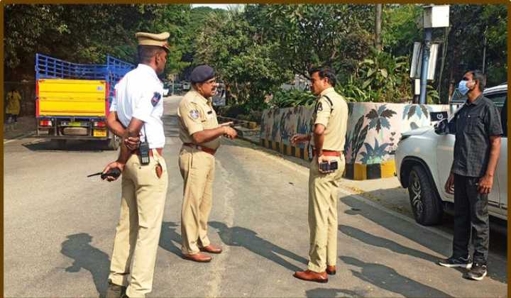 Traffic diversions: జూబ్లీహిల్స్, బంజారాహిల్స్‌లో ట్రాఫిక్ డైవర్షన్స్.. ఎప్పటివరకూ అంటే?