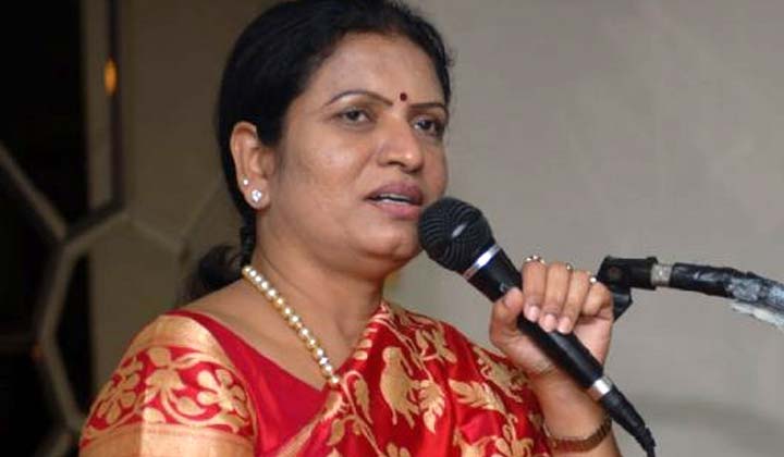 DK Aruna : కేసీఆర్‌ చెప్తున్న ఆ ముగ్గురు నిందితులకు బీజేపీకి ఏమి సంబంధం