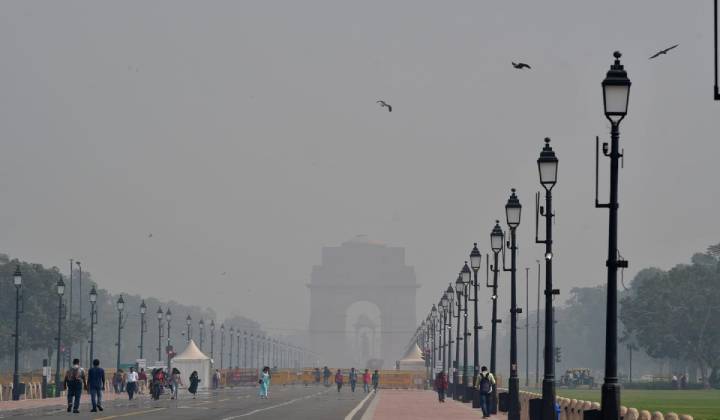 Delhi Pollution: ఆ వాహనాలపై నిషేధం కొనసాగింపు.. అందుకేనా?