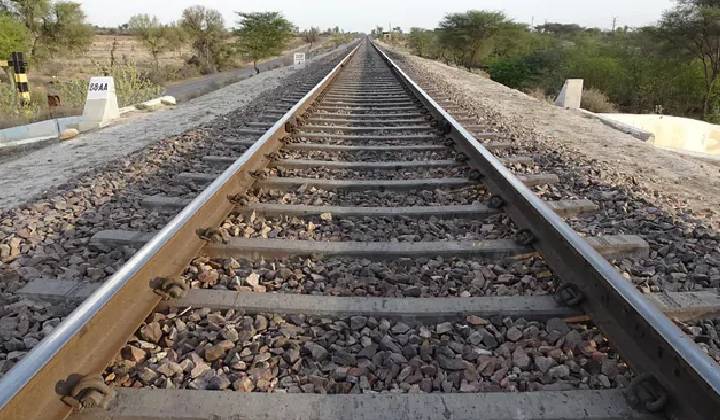 Explosion On Train Track: రాజస్థాన్ రైల్వే ట్రాక్‌పై పేలుడు.. విచారణకు సీఎం ఆదేశం