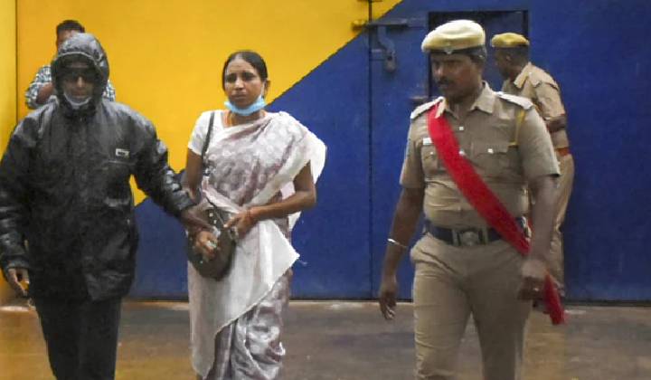 Rajiv Gandhi Assassination Case: జైలు నుంచి విడుదలైన రాజీవ్ గాంధీ హంతకులు.. తమిళులకు థాంక్స్ తెలిపిన నళిని