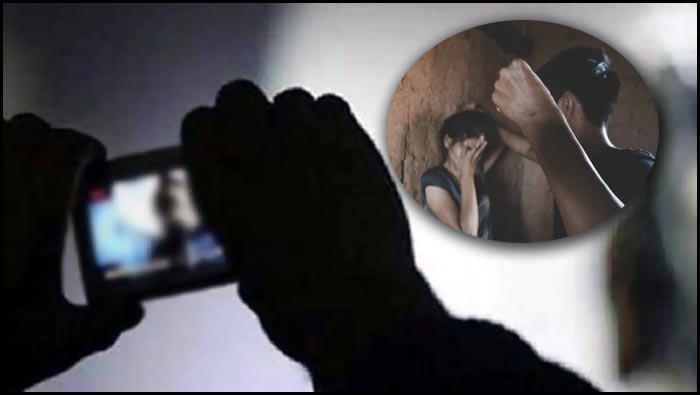 Extramarital Affair: వీడియో కాల్‌లో ప్రియుడు.. బెడ్రూంలో భార్యని తీసుకెళ్లి..