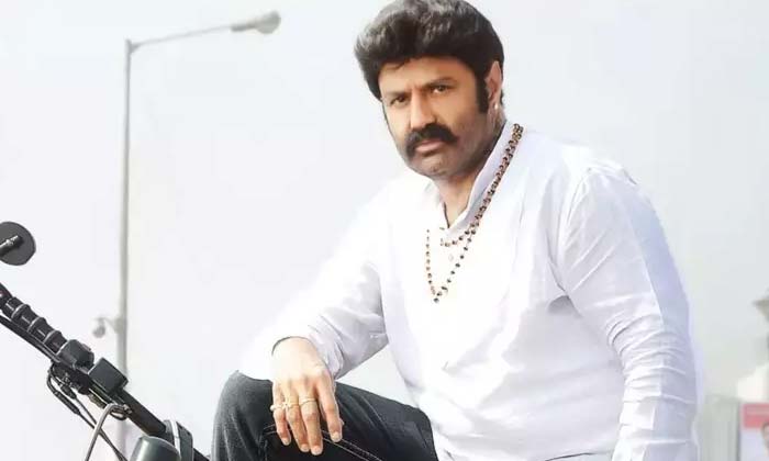 Nandamuri Balakrishna: హీరోయిన్స్ తో ఎఫైర్స్.. రాసే దమ్ము ఎవడికి ఉంది