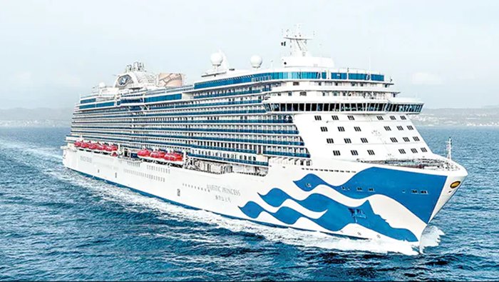 Cruise Ship