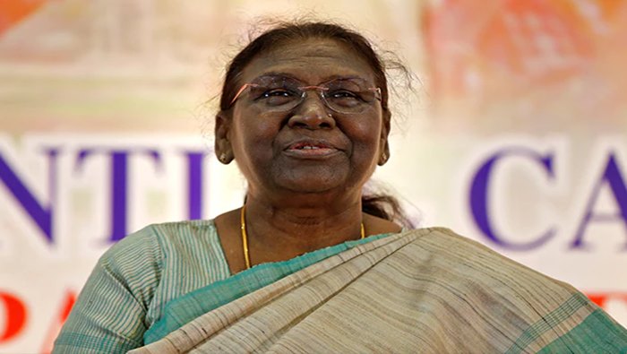 Droupadi Murmu: రాష్ట్రపతి ద్రౌపది ముర్ము కంటి శస్త్రచికిత్స విజయవంతం